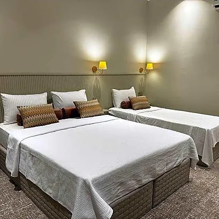 Hotel Dove 2*